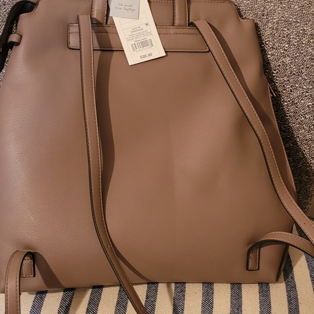 Computer backpack - Picture 3 of 7